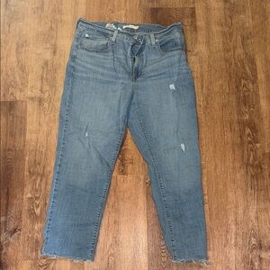 Levi 724 High Rise Straight Crop Jeans